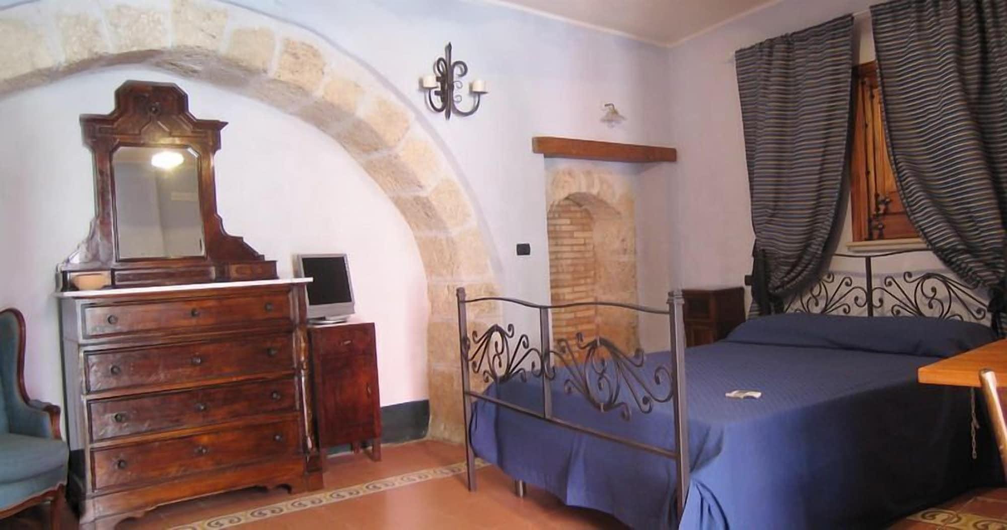 Antica Dimora San Girolamo Hotel Licata Bagian luar foto