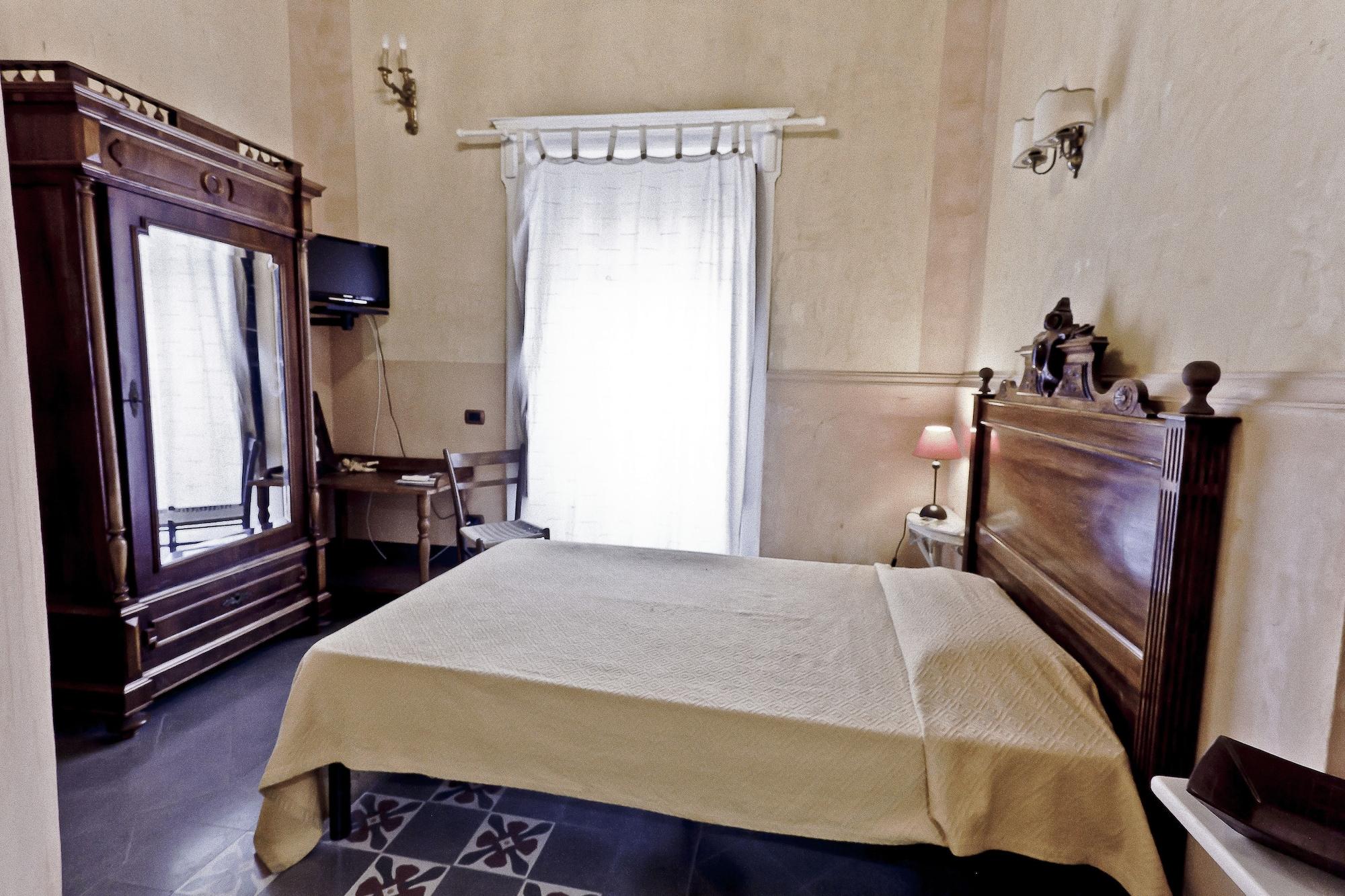 Antica Dimora San Girolamo Hotel Licata Bagian luar foto